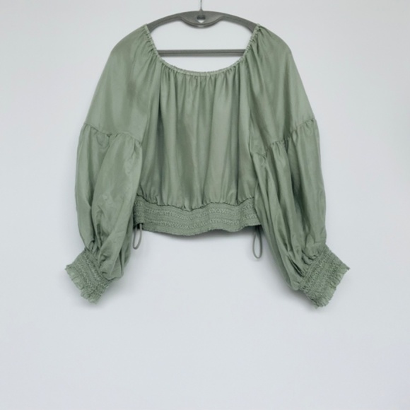 Alice + Olivia Green Off-Shoulder Blouse - Picture 2 of 5